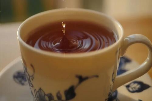 کاهش احتمال مبتلاشدن به دیابت نوع ۲ با مصرف روزانه چای تیره