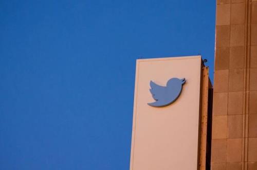 اروپا به توییتر اخطار آماده باش داد